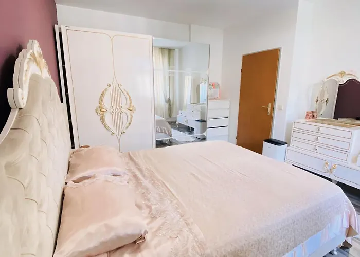 Tyrol Golden Alps Mountain View& Free Underground Parking *